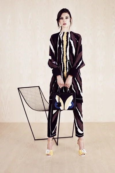 Look 19